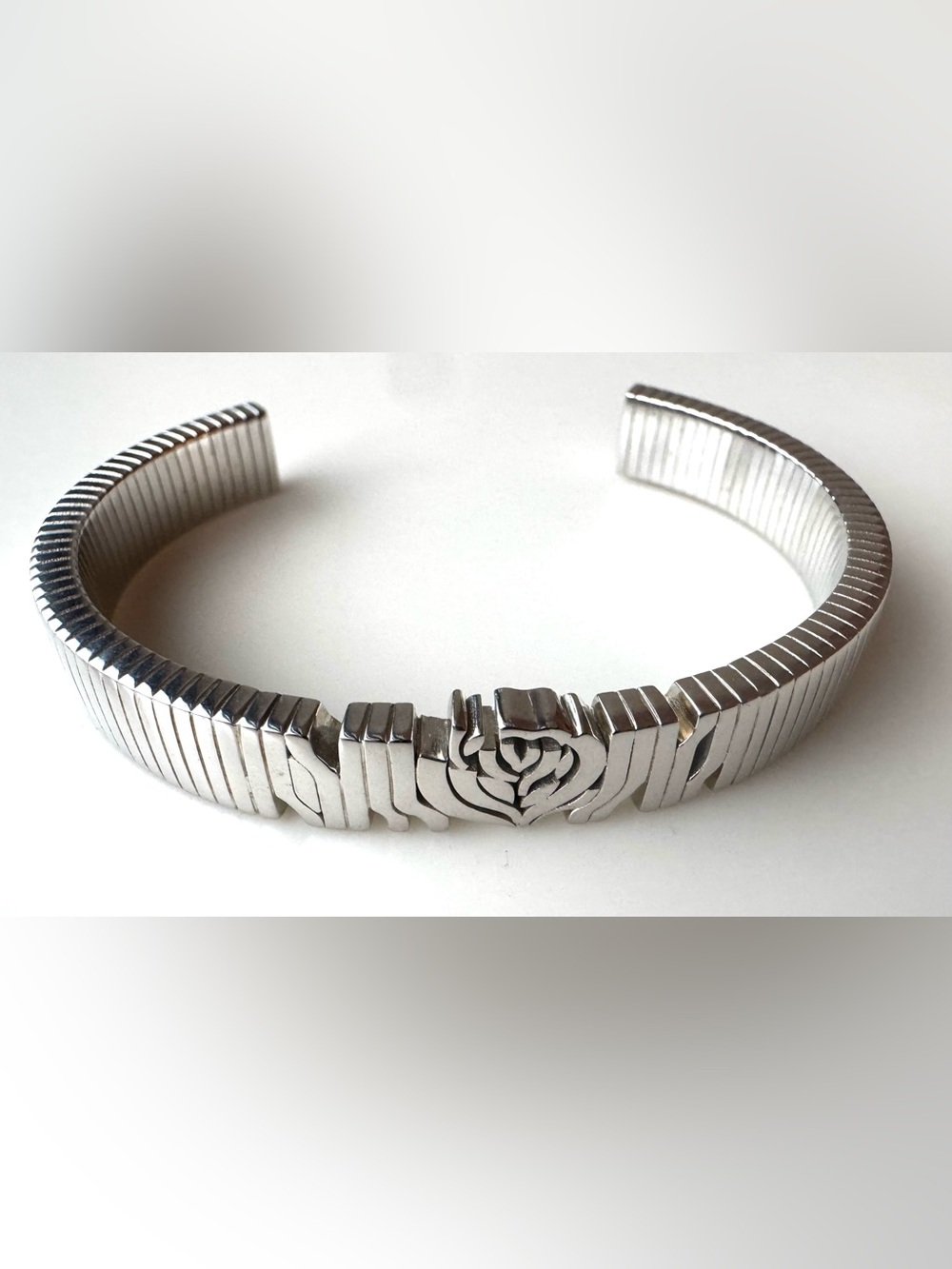 BURBERRY NWT Sterling Silver Rose Monogram Cuff Bracelet M Unisex - Picture 3 of 10